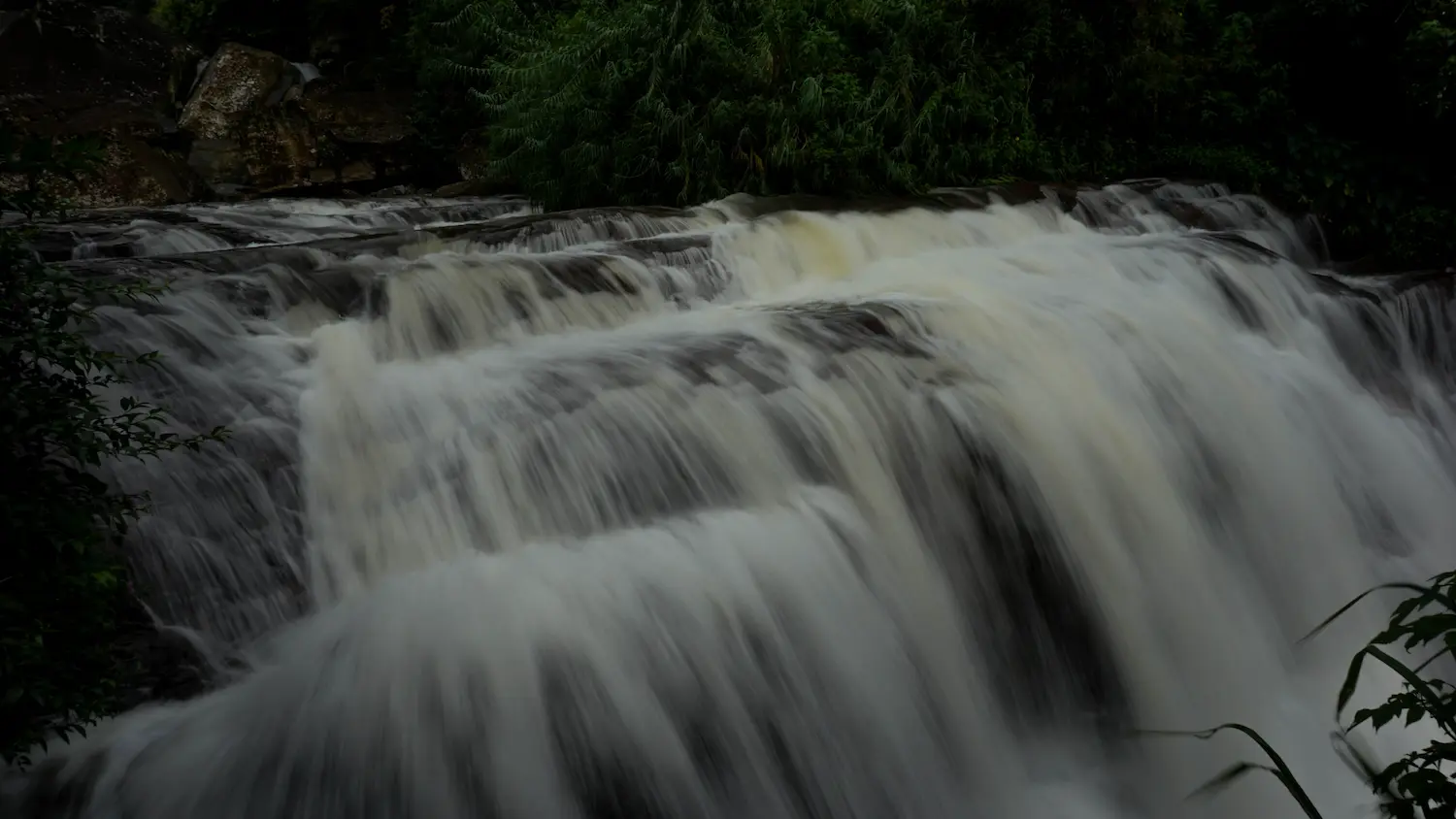 Ramboda Middle: Feel the rush of the central highlands.
