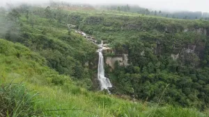 Ramboda (Frotoft View): A bird's-eye view of the mountain's silver vein.